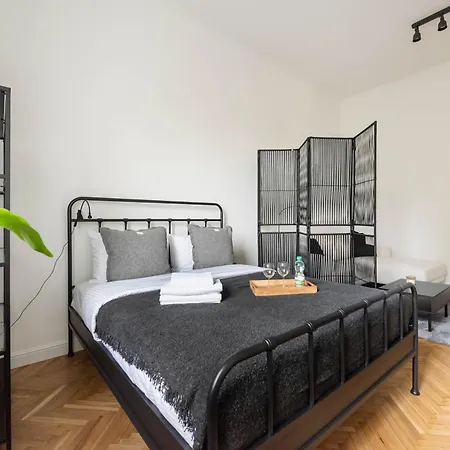 Saxon Garden Prestige Apartment Warsaw
